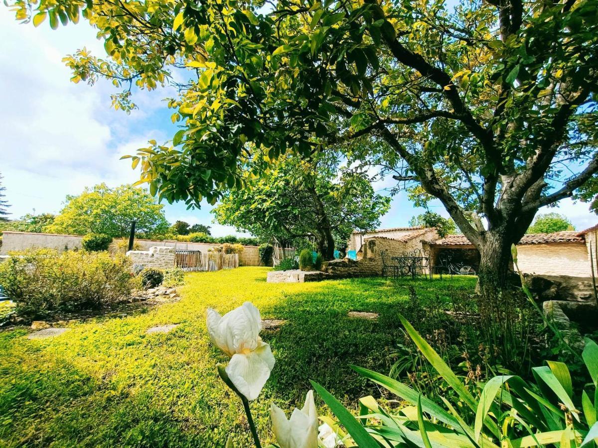 Gite 3 Etoiles Avec Spa, 2 Chambres Le Logis De Pearl Salles-sur-Mer Εξωτερικό φωτογραφία